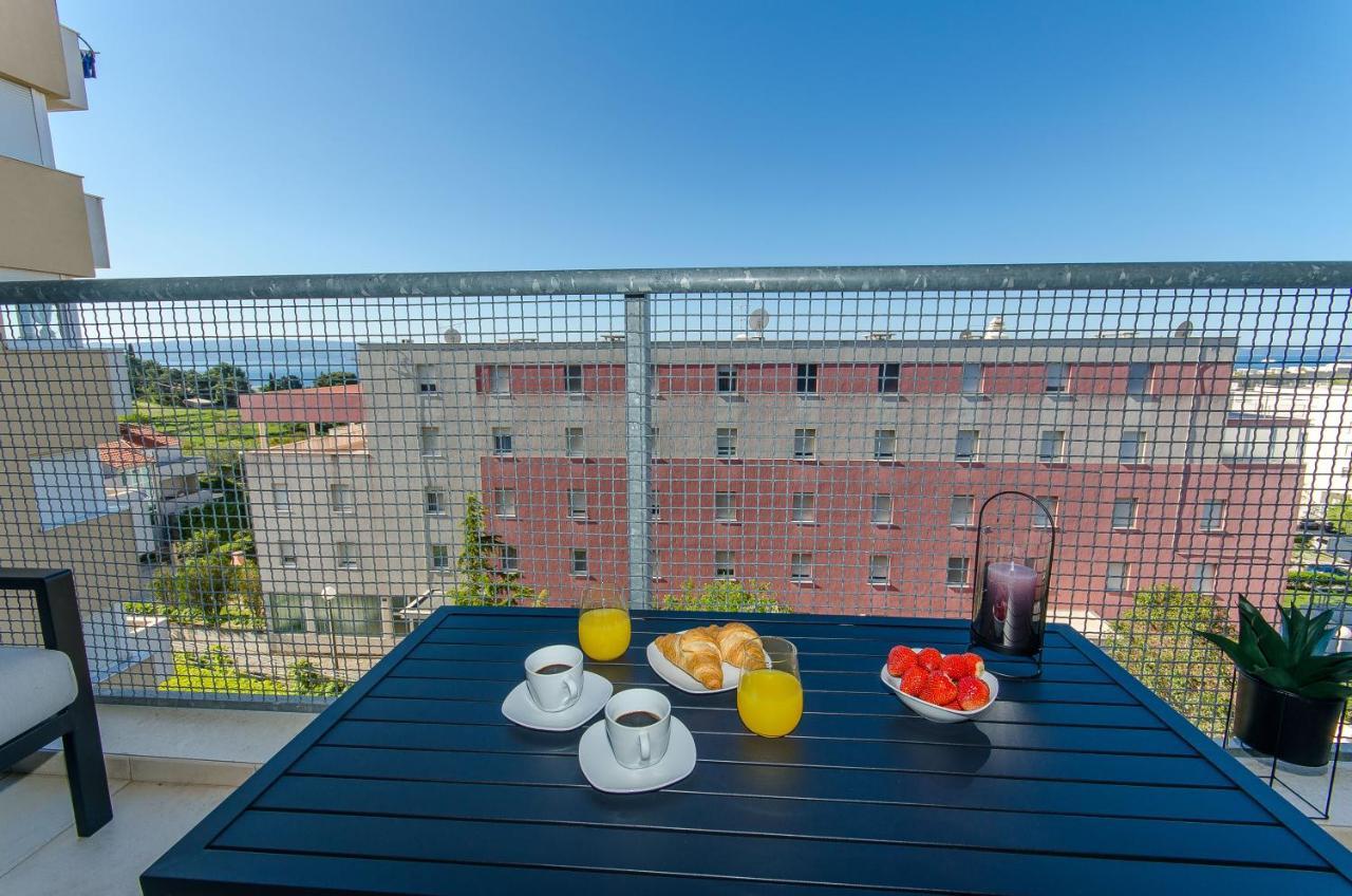Spacious Apartment Smile With Terrace And Secure Garage Split Eksteriør billede